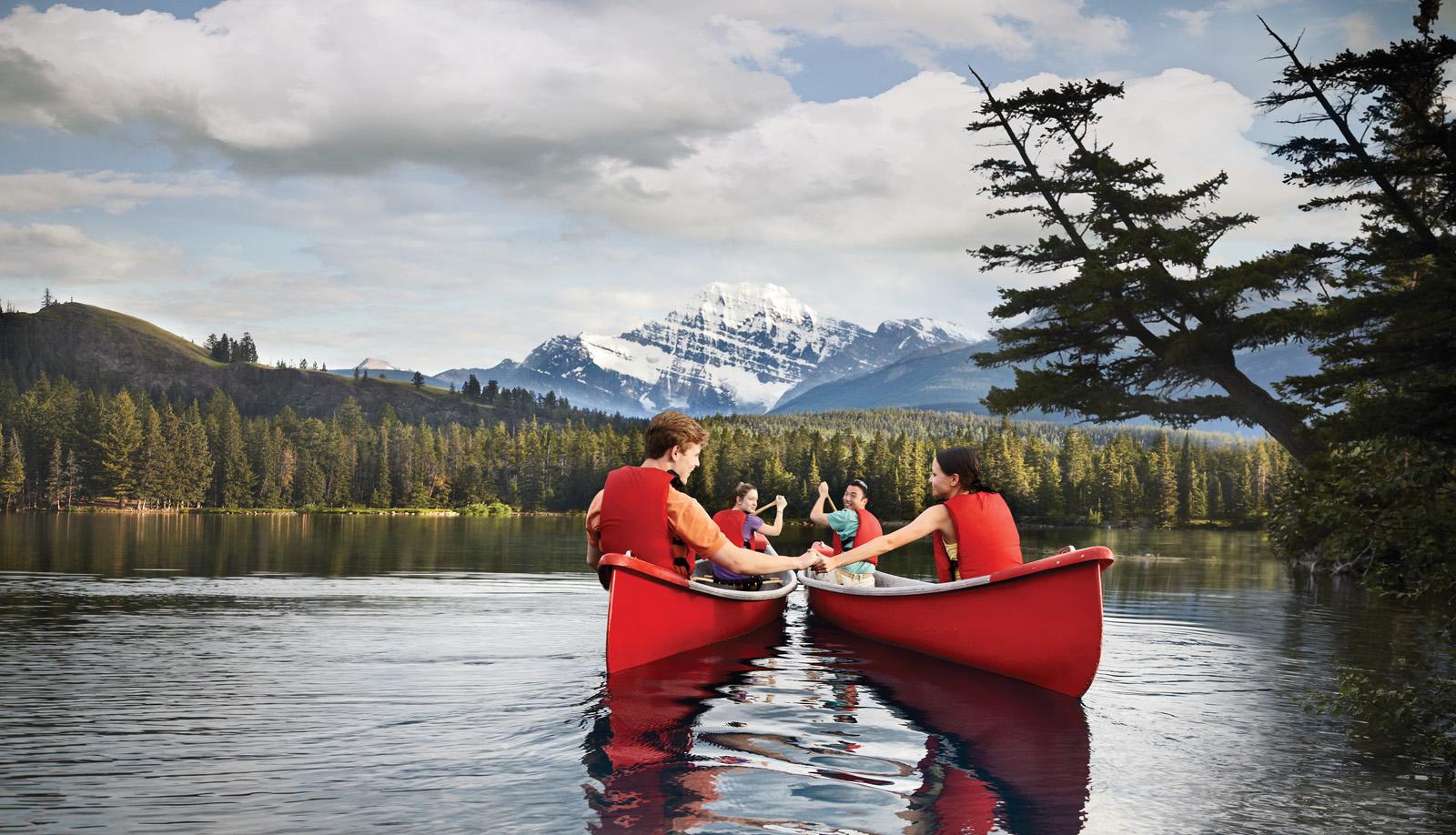 Canoeing on Lac Beauvert